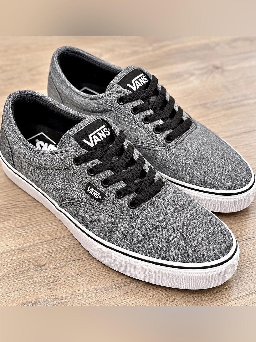 Vans Men's Gray Heather Lace-Up Sneakers Size 10 – New Without Box